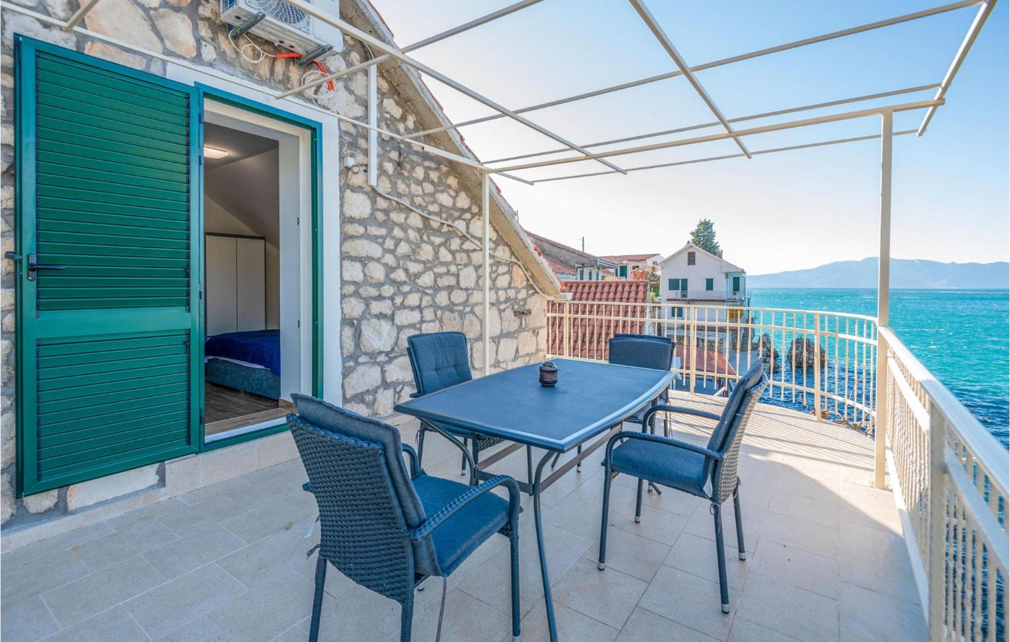 Nice Apartment In Podaca With Wi-Fi Exterior photo
